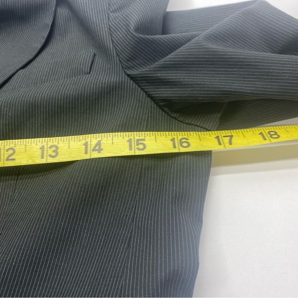 Theory Women’s Blazer 2 Black Pinstripe Tailored Stretch Notch Lapel Lined - Picture 6 of 13